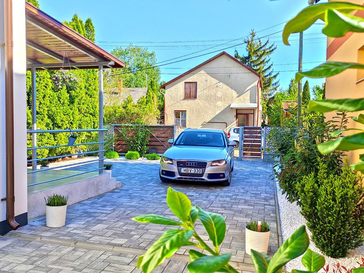 White Stone Apartman Hajdúszoboszló Exteriér fotografie